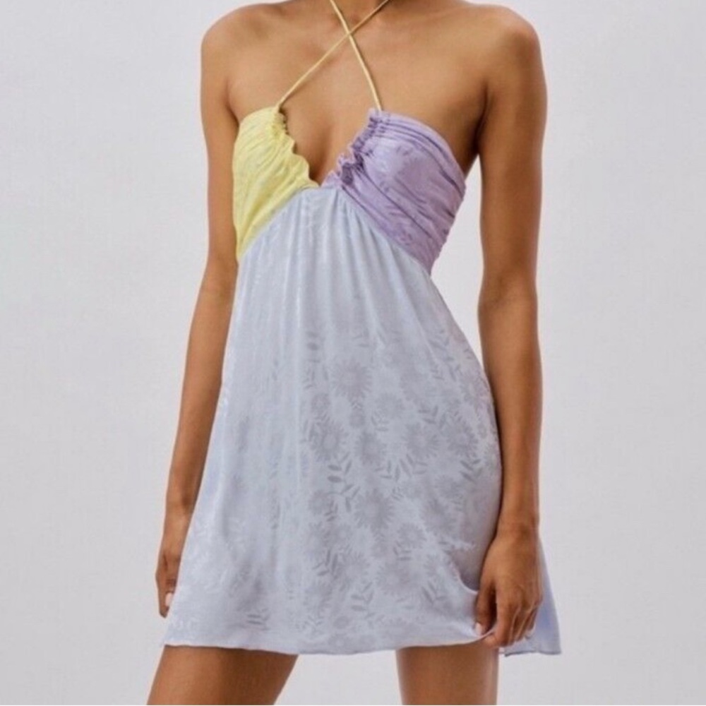 FL&L Color block Halter Dress - Picture 2 of 5